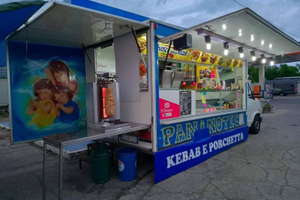 Paninoteca ambulante con patente B