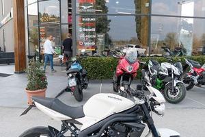 Triumph Speed Triple 1050 DV43913