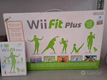 PEDANA WII CON GIOCO ORIGIANALE ANCORA INSCATOLATA