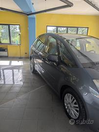 Citroen C4 Picasso 1.6 HDi 110 cv distribuzione ef