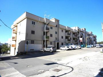 Appartamento di 170 m² con 4 locali a Montemesola
