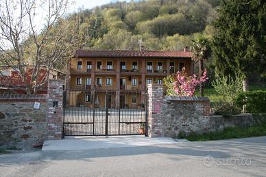 Casale indipendente in canavese