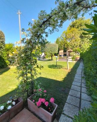 Casa per vacanze con giardino privato
