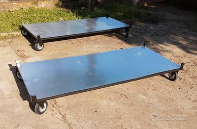 Carrelli/pianali su ruote.