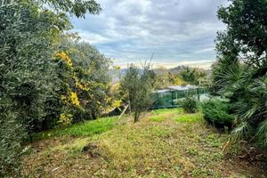 Terreno di 450 m² a Gradara