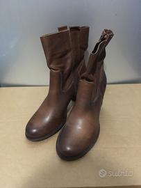 Stivaletti cuoio