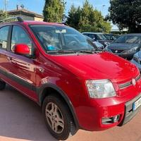 Fiat Panda 1.3 MJT 16V DPF 4x4 Climbing