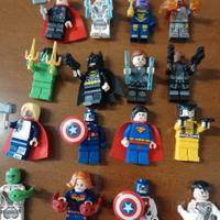 16 minifigure compatibili lego Avengers Marvel 