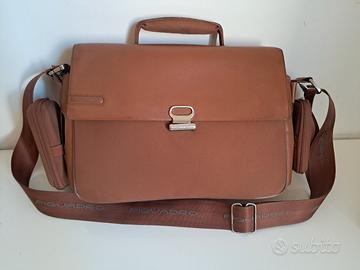 Borsa Piquadro completa di accessori