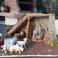 presepi realizzati a mano con statuine realistiche
