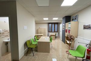 In zona centrale e ben servita, DOPPIO UFFICIO