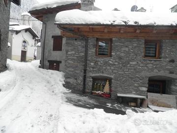 LA THUILE tipica casa di montagna - 75 mq