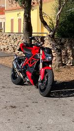 Ducati streetfighter