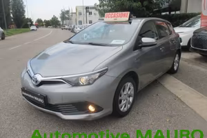 TOYOTA Auris 1.8 Hybrid Lounge