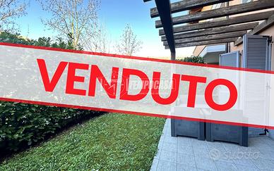 BILOCALE CON GIARDINO, CANTINA E BOX E PISCINA CON
