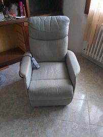 Poltrona reclinabile elettrica
