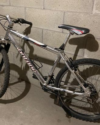 MTB montano ruote da 26