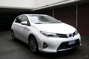 Toyota Auris II hybrid 1.8