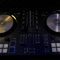 Traktor s2 mk3