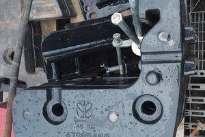 Zavorre 45kgcon supporto per trattore new holland