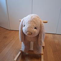 Cavallo a dondolo beige in legno e peluche nuovo