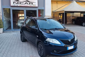 Lancia Ypsilon 1.3 MJT 16V 95 CV 5 porte S&S Plati