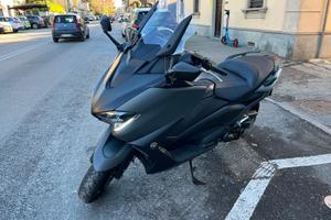 Yamaha T Max 560 TECH MAX