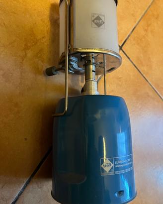 Luce a gas da campeggio – pratica e affidabile