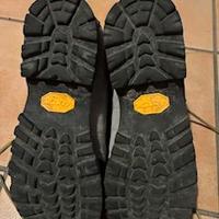Scarponi trekking Garmont n.40