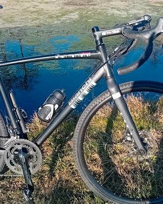 Bianchi gravel via Nirone 7 all road