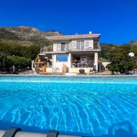 VILLA SINGOLA A FORMIA