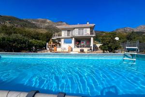 VILLA SINGOLA A FORMIA