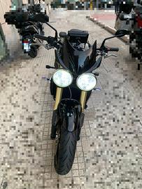 Triumph speed triple 1050
