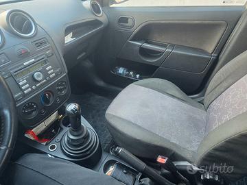 Ford fiesta 1.4 tdc