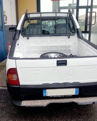 Fiat Strada 75 cat Pick-up