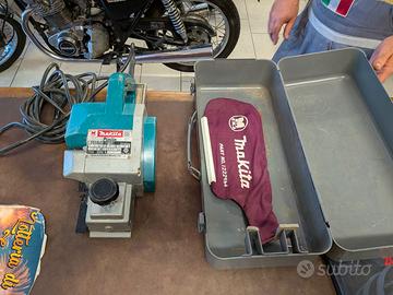 pialla makita 1100 i