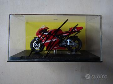 Modellino 1/24 Cagiva 500 con autografo G.Agostini