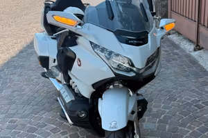 HONDA GOLD WING GL1800