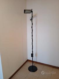 Lampada da soggiorno a terra 