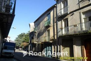 TRECCHINA (PZ)- ABITAZIONE COMPOSTA DI DUE APPARTA