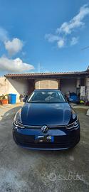 VOLKSWAGEN GOLF 8 2.0 TDI 116 cv