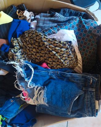 Grande Lotto Abbigliamento Donna S/M - 100 Capi