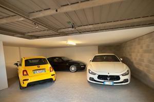 Garage 4 posti auto 65 mq