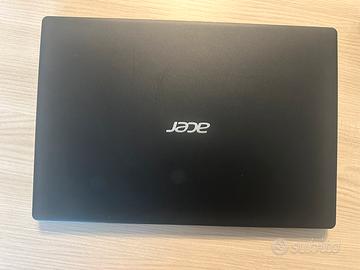 Acer exstence 15  memoria SSD 256 gb