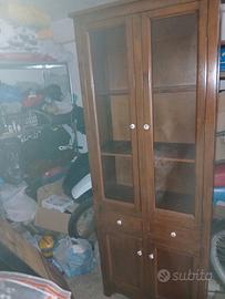 vetrinetta  €  300  