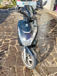 Scooter Peugeot 50 Kisbee
