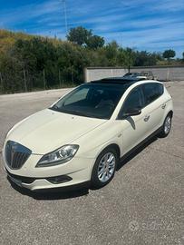 Lancia Delta 1.6 Platinum