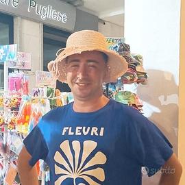 Assistenza anziani, Assistente uomo, patente B