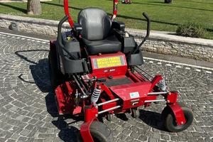 TOSAERBA ISX800 ZERO TURN