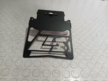 porta targa sportivo per suzuki gsr 600 dal 06/11